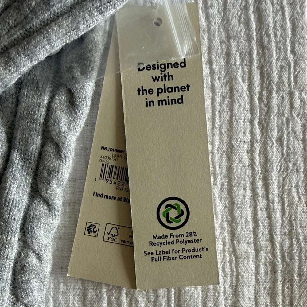 No Boundaries cropped cable